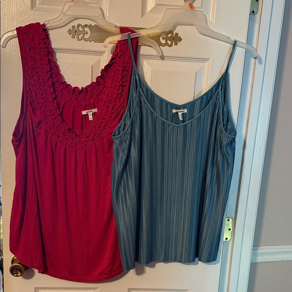 Maurice’s Women’s Sleeveless Tops – size: 2X. NWOT